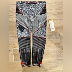 Niyama Sol Vivienne Beachcomber leggings  cropped leggings size S